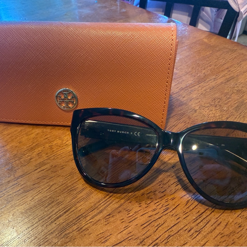 SOLD! Tory Burch Sunglasses with Case